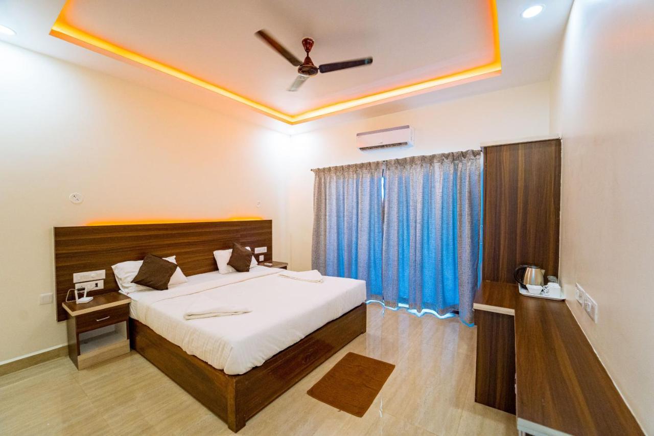 Отель Darsy Residency Агонда Экстерьер фото