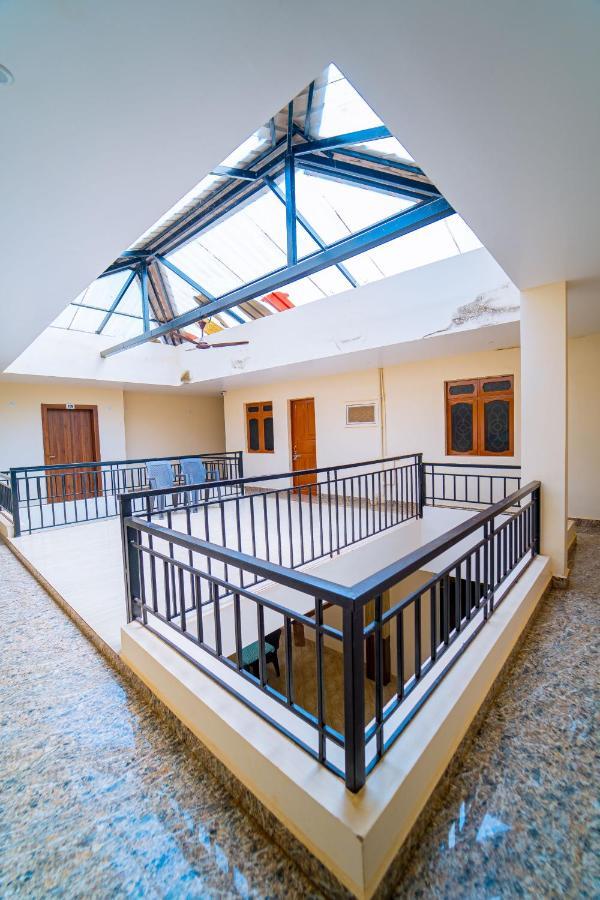 Отель Darsy Residency Агонда Экстерьер фото